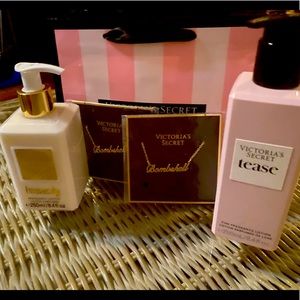 VICTORIA’S SECRET LOTION w/ necklace